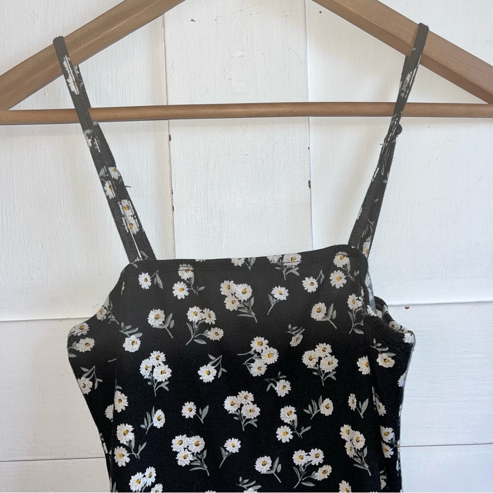 Floral Summer Dress - Picture 4 of 7
